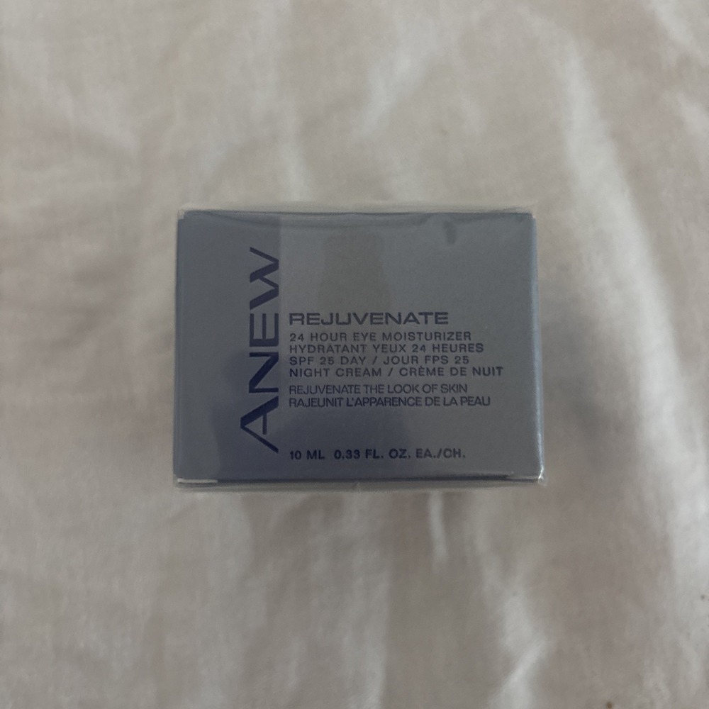 Avon Anew Rejuvenate 24 hour Eye Moisturizer Cream‎ .33 Fl Oz NIB Sealed